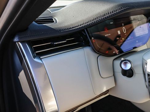 New 2026 Land Rover Range Rover SE AWD/4WD image 34
