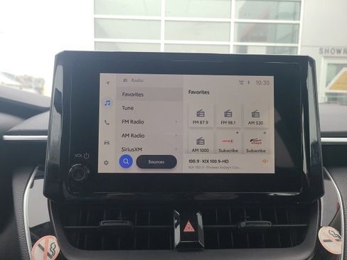 Used 2024 Toyota Corolla LE image 28