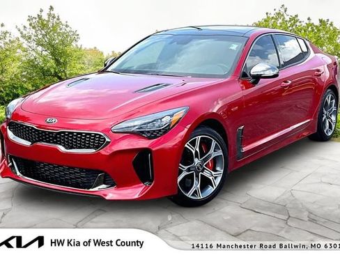 Used 2019 Kia Stinger GT2 AWD/4WD image 1