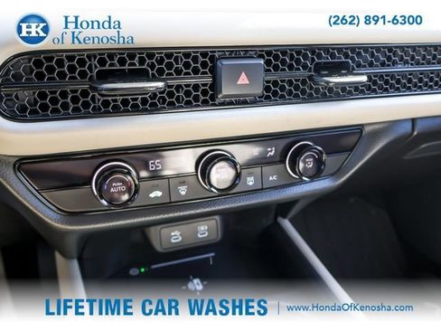 Certified 2026 Honda HR-V LX image 17