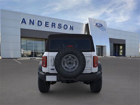 New 2025 Ford Bronco Outer Banks w/ Sasquatch Package image 5