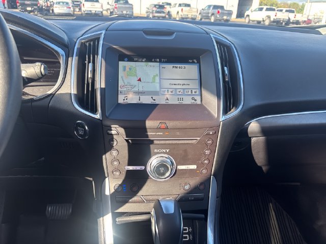 Used 2018 Ford Edge Titanium w/ Equipment Group 301A AWD/4WD image 20