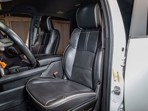 Used 2023 RAM 3500 Limited image 23