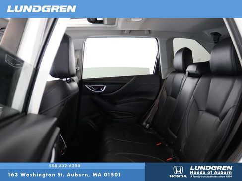 Used 2019 Subaru Forester Touring image 15