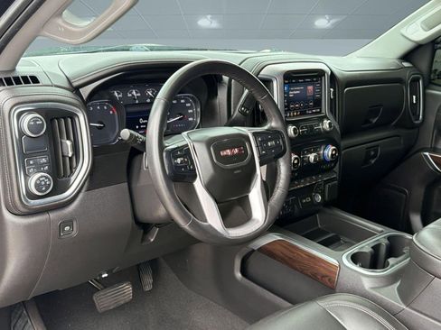 Used 2020 GMC Sierra 1500 SLT RWD image 4