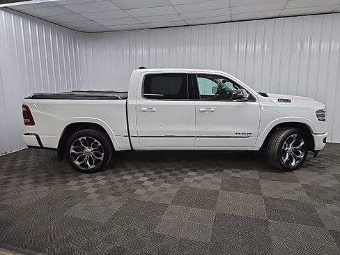 Used 2024 RAM 1500 Limited AWD/4WD image 2