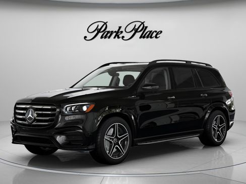 New 2026 Mercedes-Benz GLS 450 4MATIC image 1
