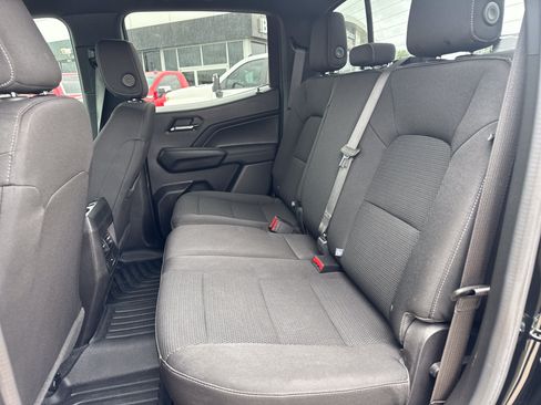 Used 2023 Chevrolet Colorado LT w/ LT Convenience Package RWD image 9
