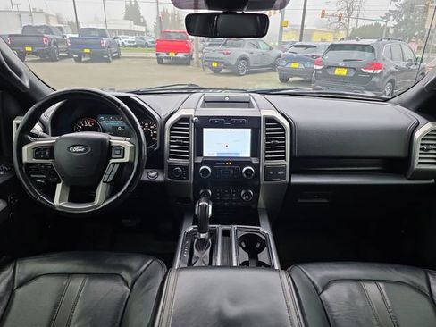 Used 2019 Ford F150 Platinum image 12