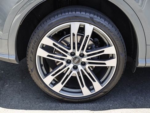 Used 2020 Audi SQ5 Premium w/ Convenience Package AWD/4WD image 13