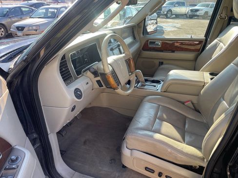 Used 2013 Lincoln Navigator L 4WD w/ HD Trailer Tow Pkg image 10