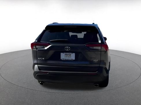 Used 2025 Toyota RAV4 XLE image 12