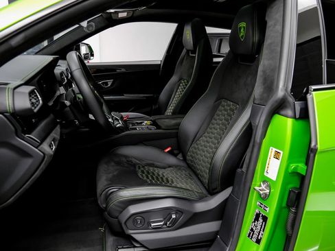 Used 2023 Lamborghini Urus S AWD/4WD image 40