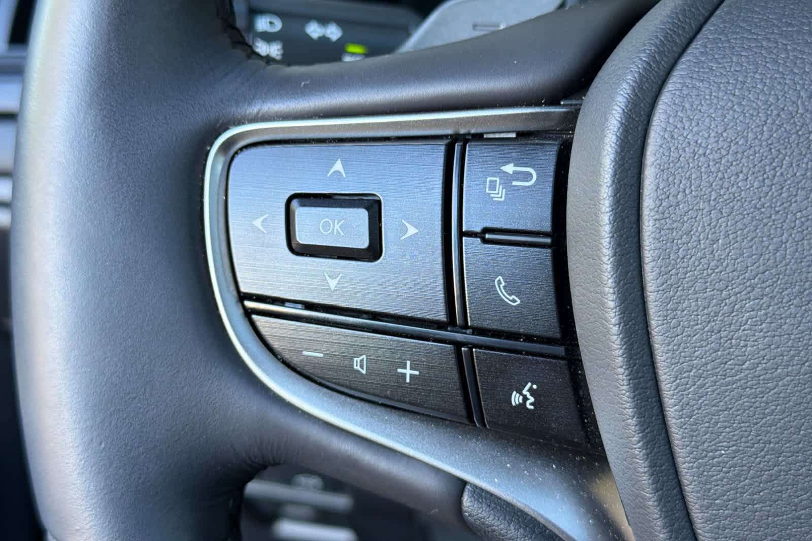 Used 2024 Lexus ES 350 w/ Accessory Package (Z2) FWD image 25