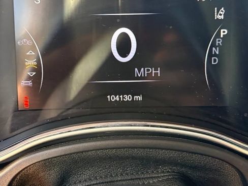 Used 2018 Jeep Grand Cherokee Summit AWD/4WD image 4