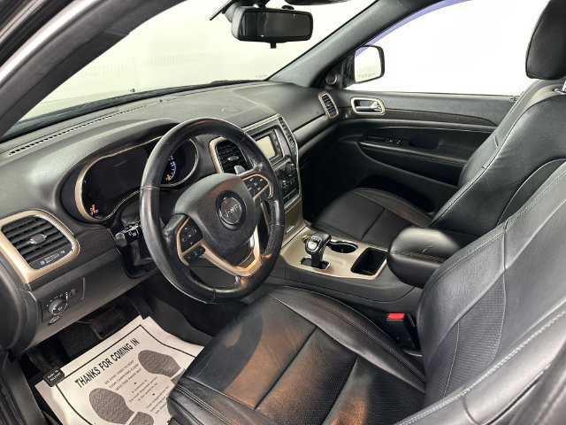 Used 2015 Jeep Grand Cherokee Laredo w/ Quick Order Package 23E AWD/4WD image 4