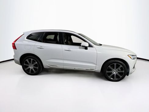 Used 2020 Volvo XC60 T5 Inscription image 4