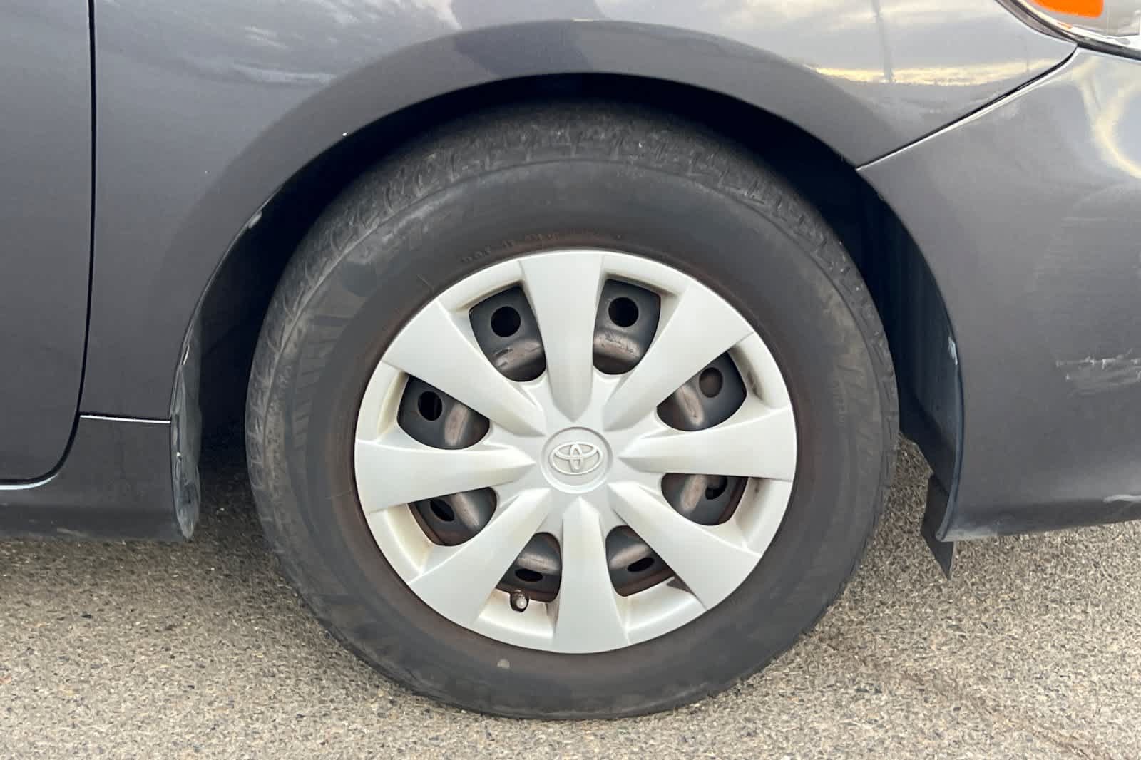 Used 2011 Toyota Corolla LE FWD image 18