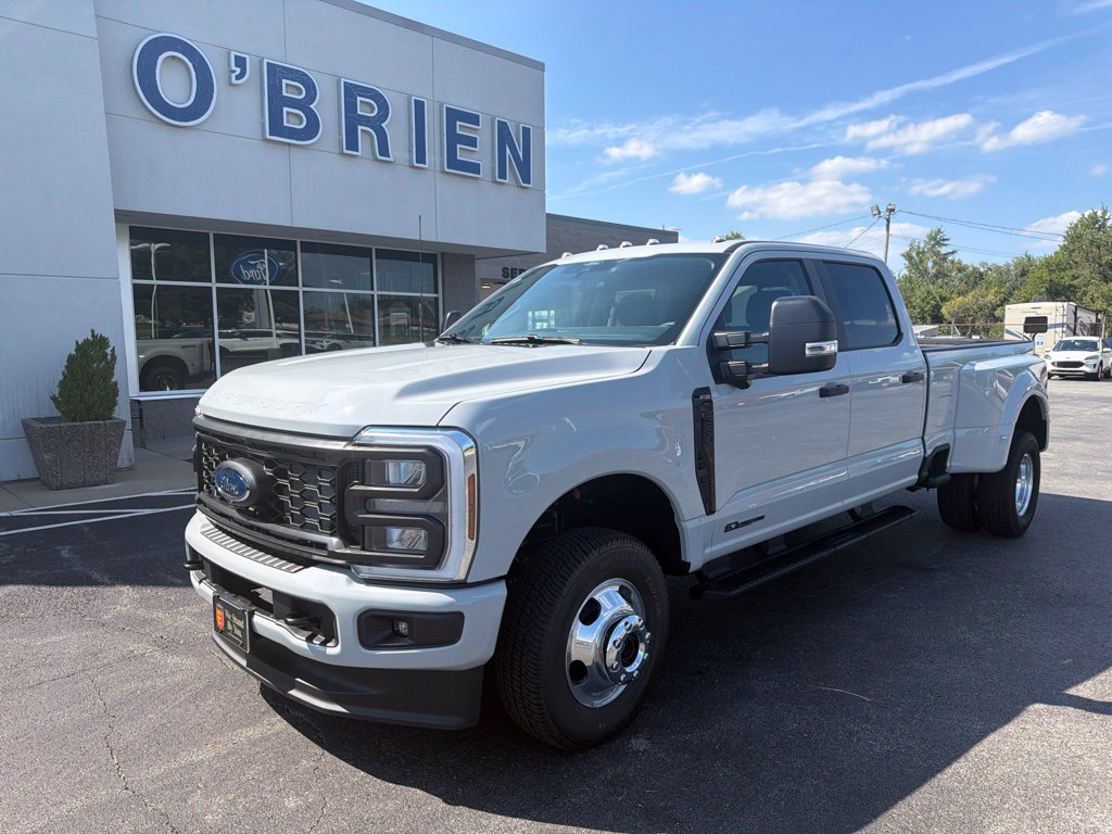 New 2026 Ford F350 XL w/ STX Appearance Package AWD/4WD image 1