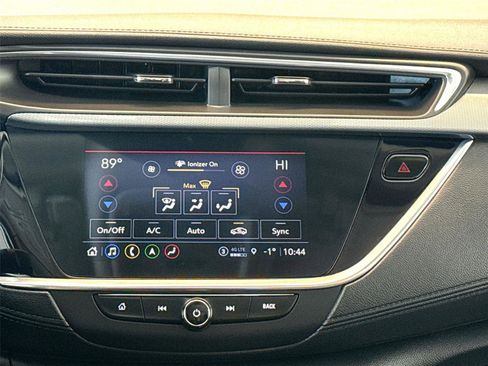 Used 2021 Buick Encore GX Essence w/ Advanced Technology Package image 3