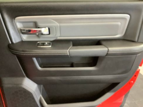 Used 2018 RAM 2500 Power Wagon w/ Luxury Group image 29