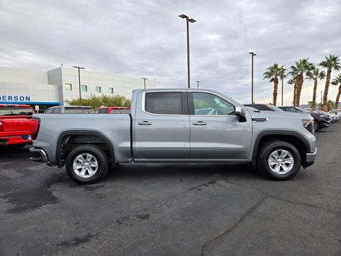 Used 2024 GMC Sierra 1500 SLE image 7