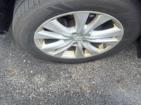 Used 2014 Toyota RAV4 Limited w/ Technology Package FWD image 19