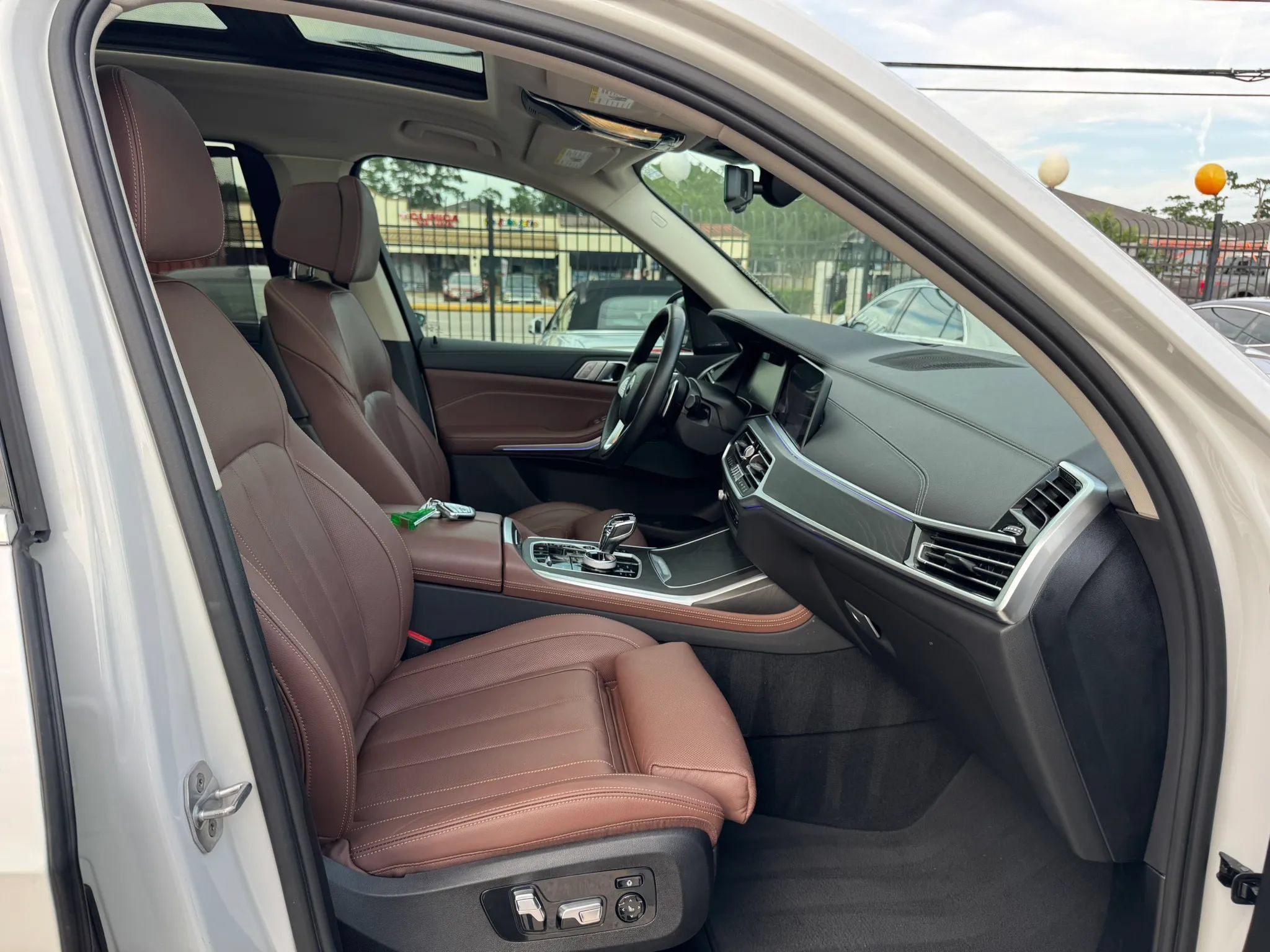 Used 2020 BMW X7 xDrive40i w/ Executive Package AWD/4WD image 20