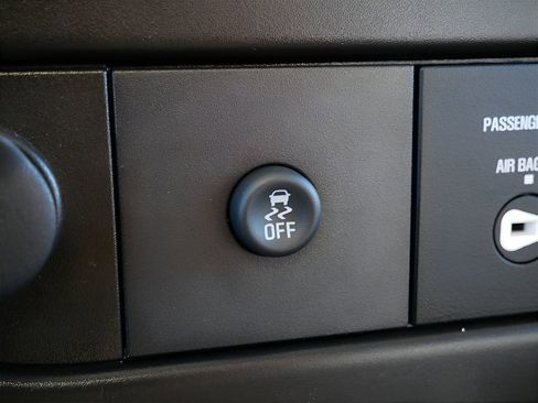 Used 2023 Chevrolet Express 3500 w/ Power Convenience Package image 24