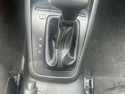 Used 2023 Kia Rio S FWD image 21