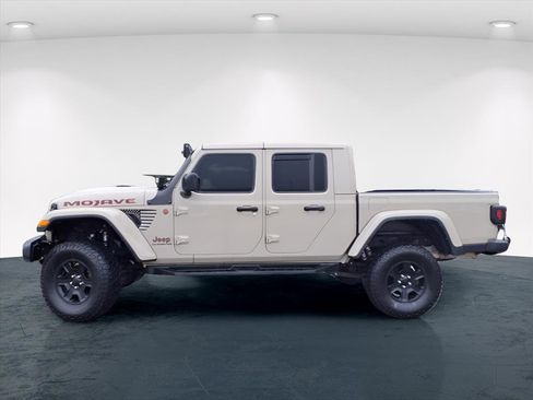 Used 2022 Jeep Gladiator Mojave w/ Trailer Tow Package image 3