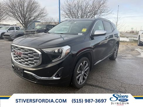 Used 2020 GMC Terrain Denali w/ Denali Premium Package image 1