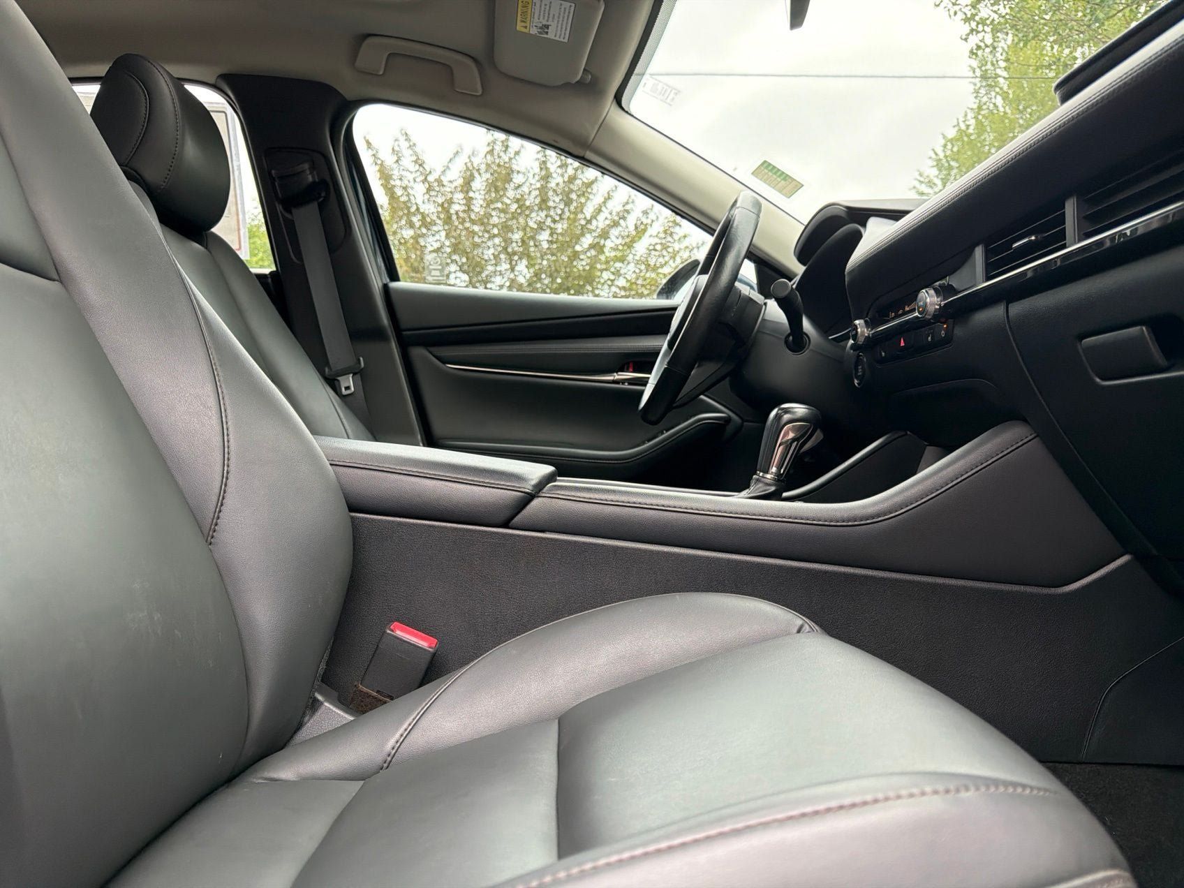 Used 2024 MAZDA MAZDA3 s FWD image 16