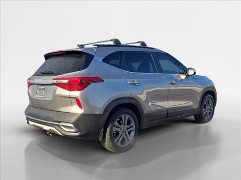 Used 2023 Kia Seltos S w/ Navigation Package image 5