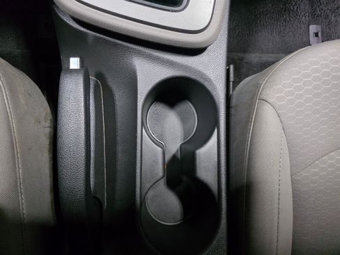 Used 2020 Hyundai Elantra SEL image 32