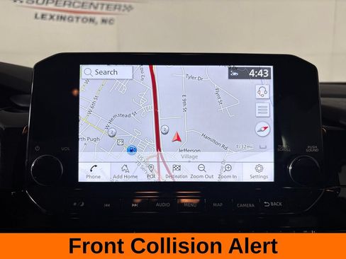 Used 2025 Nissan Pathfinder Platinum FWD image 23