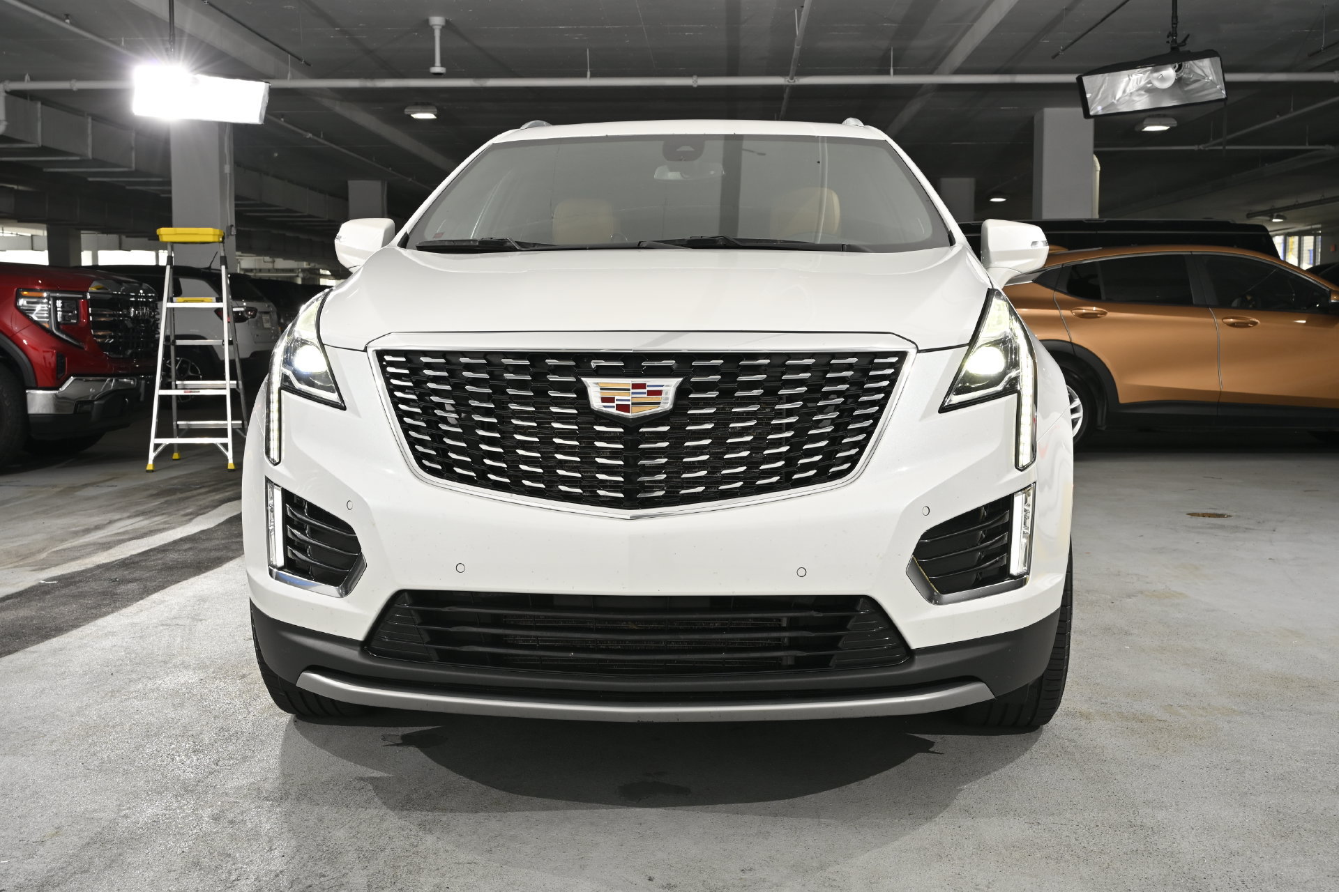 Used 2024 Cadillac XT5 Premium Luxury AWD/4WD image 8