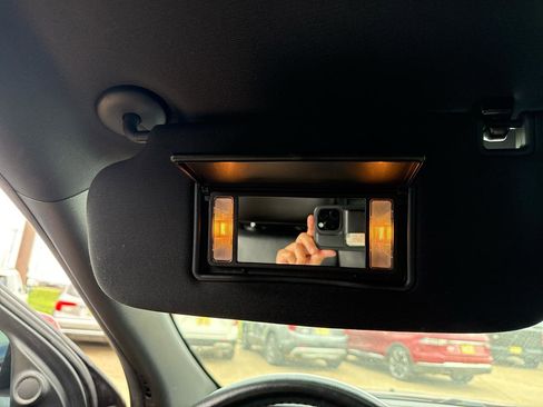 Used 2020 Jeep Grand Cherokee Altitude image 37