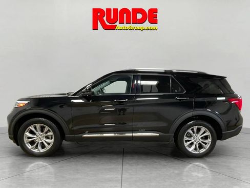 Used 2023 Ford Explorer Limited w/ Equipment Group 301A AWD/4WD image 2