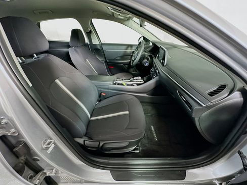 Used 2023 Hyundai Sonata SE image 30
