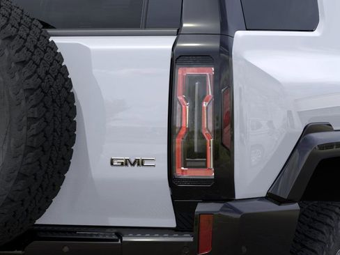 New 2025 GMC Hummer EV 3X AWD/4WD image 11