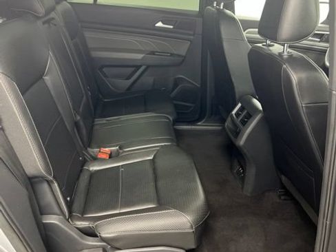 Used 2022 Volkswagen Atlas Cross Sport SE w/ Panoramic Sunroof Package AWD/4WD image 19