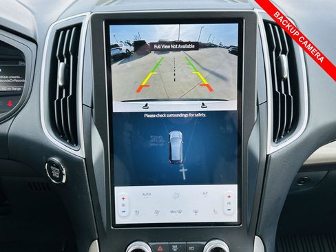 Used 2024 Ford Edge SEL w/ Convenience Package image 9