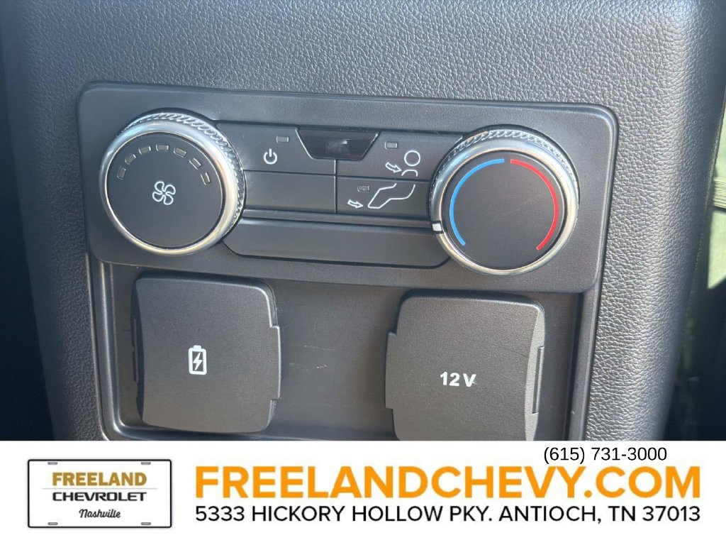 Used 2021 Ford Explorer XLT w/ Equipment Group 202A AWD/4WD image 25