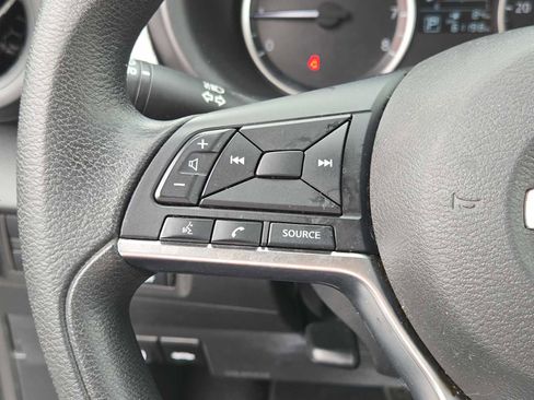 Used 2020 Nissan Kicks S image 21