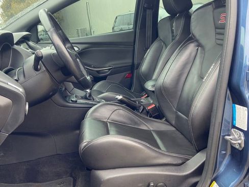 Used 2018 Ford Focus ST w/ Equipment Group 402A image 11