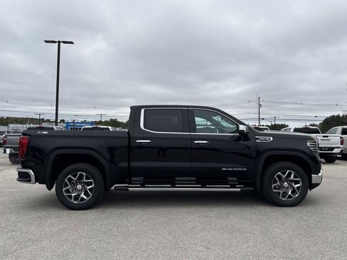New 2026 GMC Sierra 1500 SLT w/ SLT Premium Package AWD/4WD image 5
