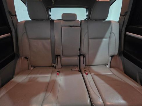 Used 2014 Toyota Highlander XLE AWD/4WD image 15