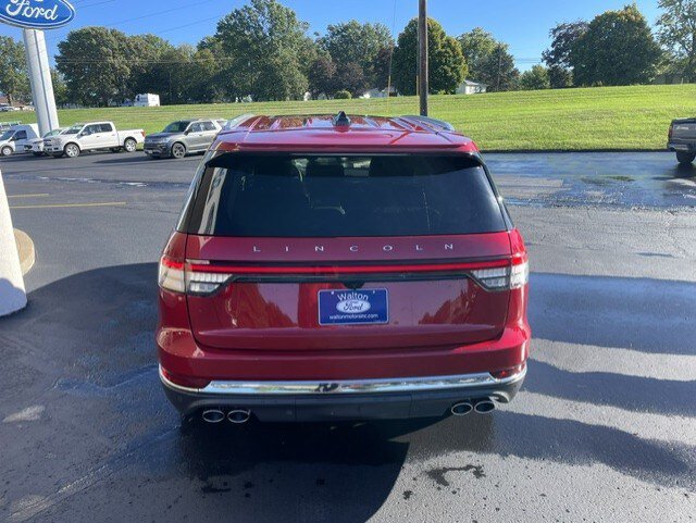 Used 2025 Lincoln Aviator AWD w/ Equipment Group 101A image 4