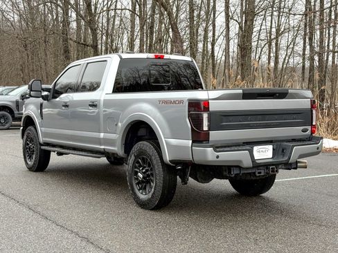 Certified 2022 Ford F350 Platinum w/ Tremor Off-Road Package image 4